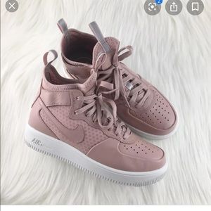 Nike Air Force 1 mid